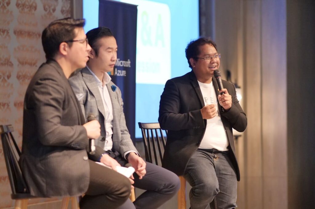 CEO PEAK กับ MD SRICHAND, CEO bluebik